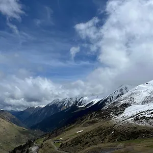  Appartement Piau Engaly, Plein Sud Avec Vue Sur Les Pistes A 50 M, Coeur De Station France